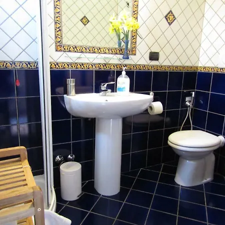 Bed & Breakfast Puesta De Sol 3*