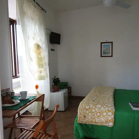 Puesta De Sol טרמונטי